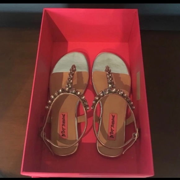 NWT Authentic Betsy Johnson silver & bling sandals - Picture 5 of 6